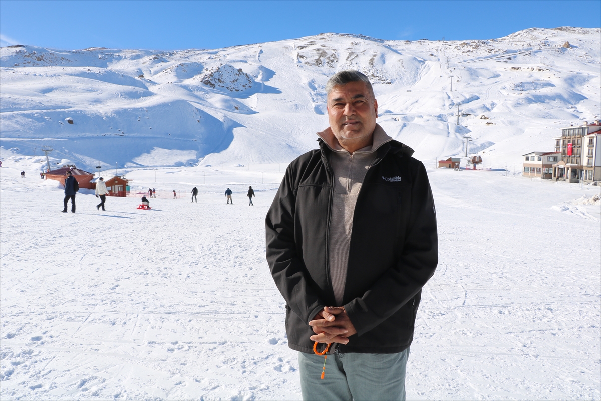 HAKKARİ (AA) – Hakkari'de son günlerde etkili olan kar yağışının