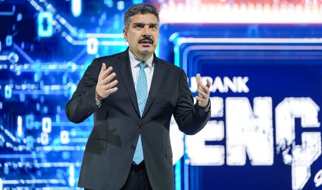 - HAVELSAN Genel Müdürü Mehmet Akif Nacar:
- "Kendi çalışanlarımız arasında