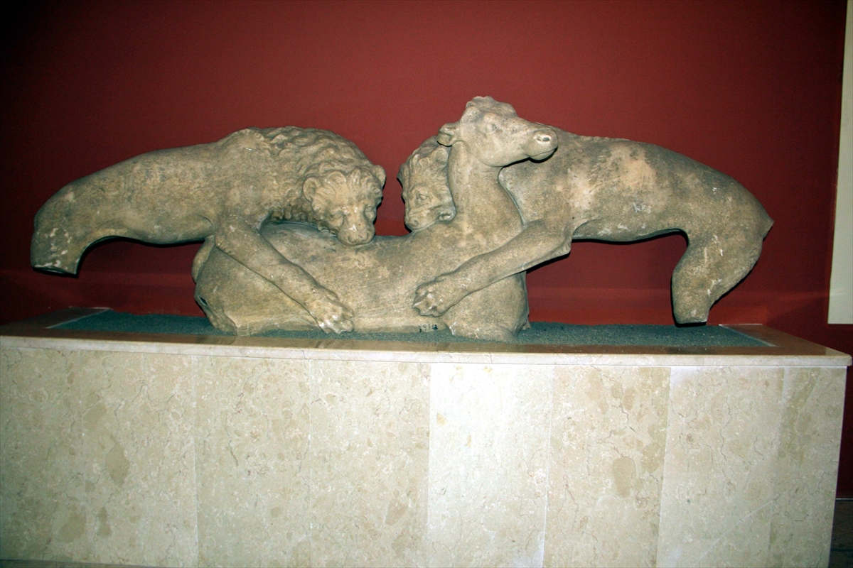 - Tarih boyunca birçok farklı medeniyete ev sahipliği yapan Sinop'ta