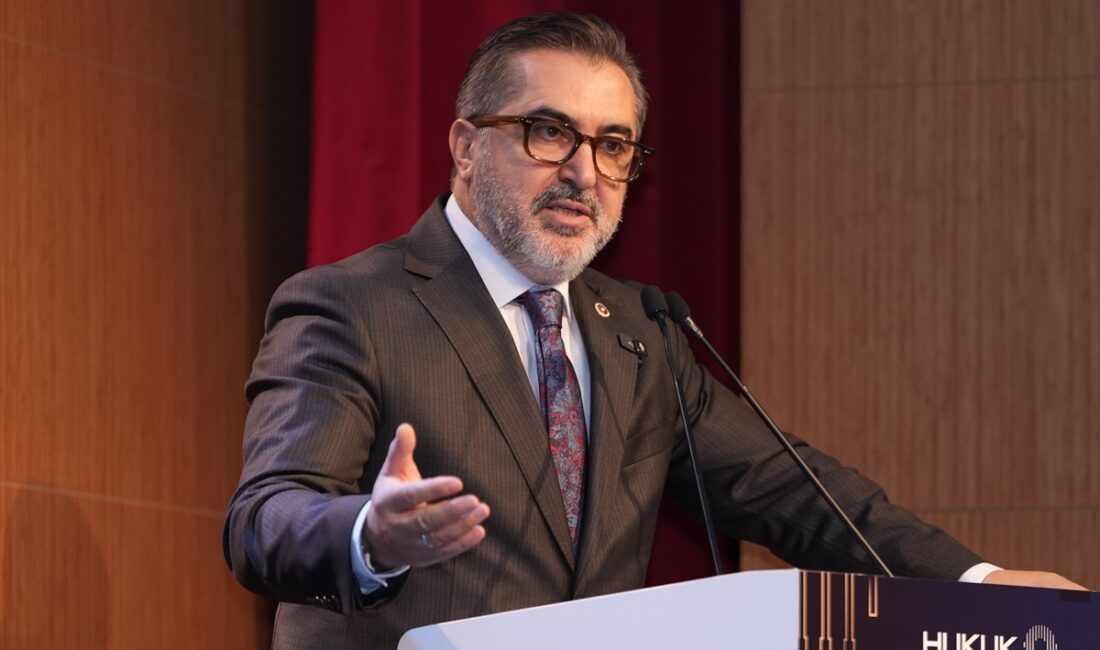 - Dernek Başkanı Mehmet Melih Gülseren:
- "Bu toprakların, bu milletin