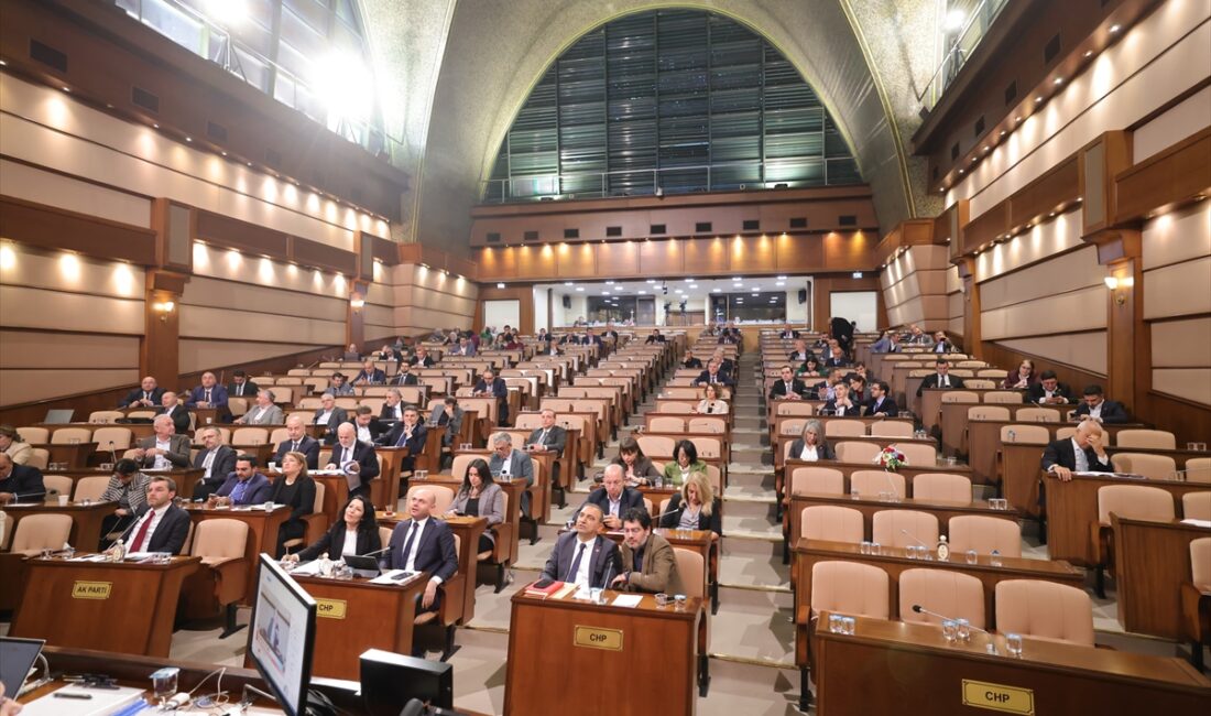 - AK Parti'li Meclis Üyesi Muhammet Kaynar:
- "Sayıştay tarafından İstanbul