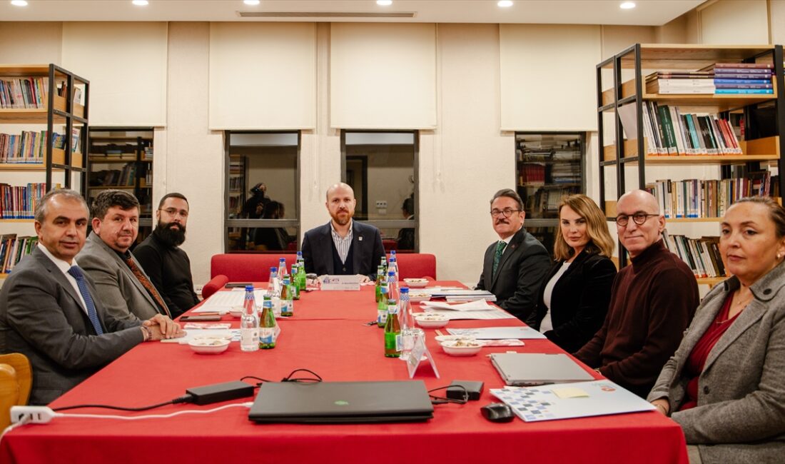 - YETEV Mütevelli Heyeti Başkanı Necmeddin Bilal Erdoğan:
- "Her sene