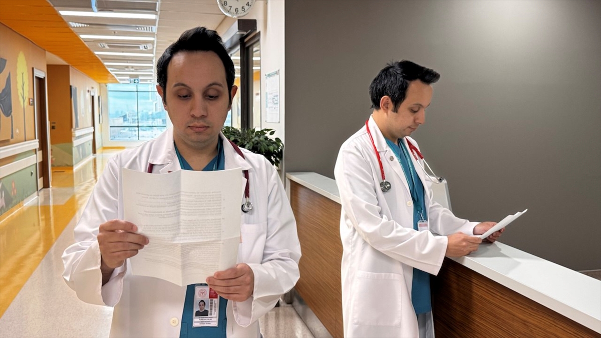 - Başakşehir Çam ve Sakura Şehir Hastanesi'nde görev yapan ikizlerden