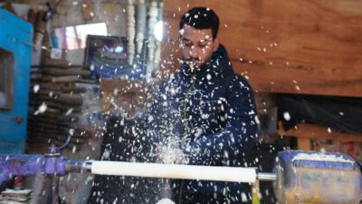 - Torna ustası Zamad Cevad Hassun:
-"Zaman değiştikçe insanların rağbeti ve