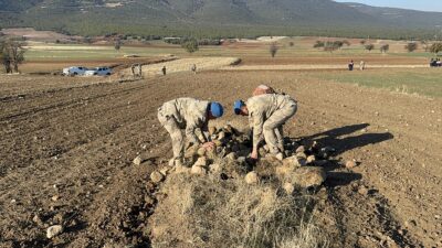 - Olayla ilgili gözaltına alınan 5 şüpheli, adli kontrol şartıyla