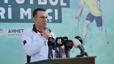 - Dünya Engelliler Günü dolayısıyla yapılan maçta Ampute Futbol Takımı,