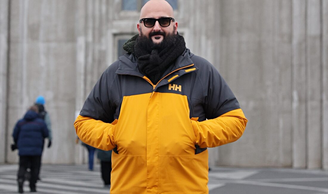 - Volkanik bir ada ülkesi olan İzlanda'nın başkenti Reykjavik'teki kilisenin