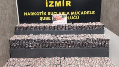 İZMİR (AA) – İzmir'in Bayraklı ilçesinde, bir eve düzenlenen operasyonda