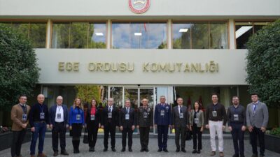 - Ege Ordusu Komutanı Orgeneral İrfan Özsert:
"Geleceğin muharebelerinde üstünlük, silah