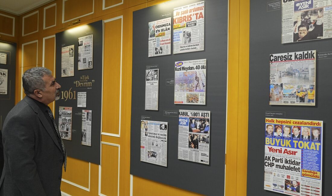 İZMİR (AA) – İzmir'de Yeni Asır Gazetesi'nin 130. kuruluş yıl