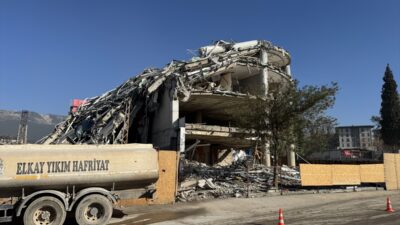 KAHRAMANMARAŞ (AA) – Kahramanmaraş'ın Onikişubat ilçesinde, 6 Şubat 2023 depremlerinde