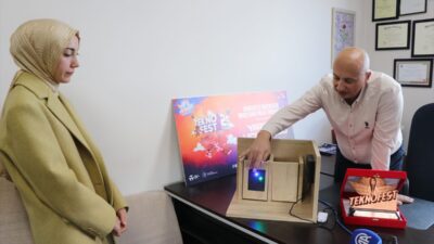 - Erzurum'da bilgisayar mühendislerinin geliştirdiği, Türkiye üçüncülüğü elde edilen mobil