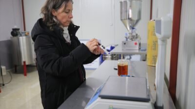 - Kaliteyi Geliştir Genç Arıcılar Yetiştir Projesi Koordinatörü Zerrin Yılmaz:
-