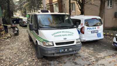 KARABÜK (AA) – Karabük'te bir üniversite öğrencisi yolda ölü bulundu.