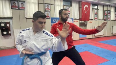 - Bolu'da 6 yıldır yaptığı karatede çeşitli dereceler elde eden