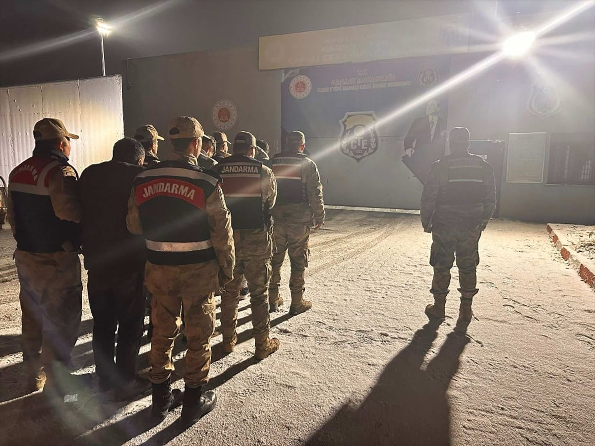 KARS (AA) – Kars'ın Kağızman ilçesinde, yasa dışı yollarla yurda