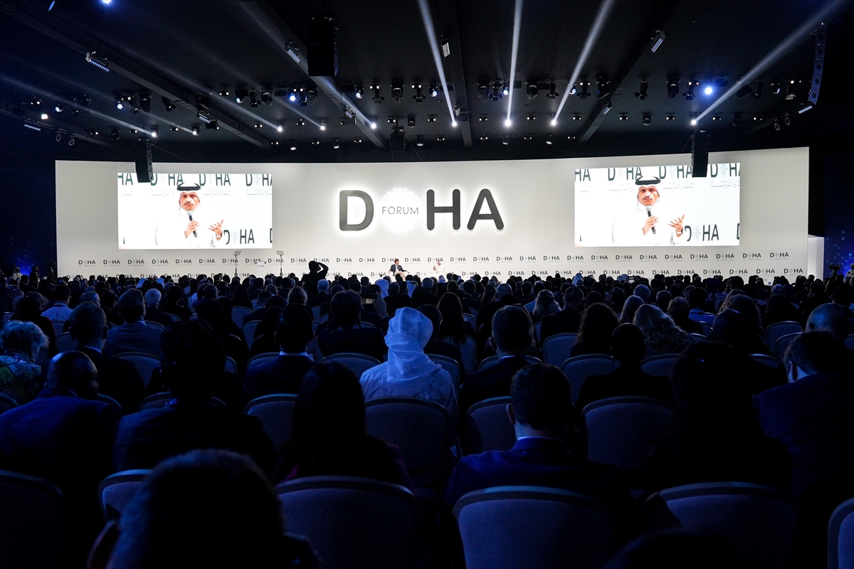 - Katar Başbakanı ve Dışişleri Bakanı Şeyh Muhammed bin Abdurrahman