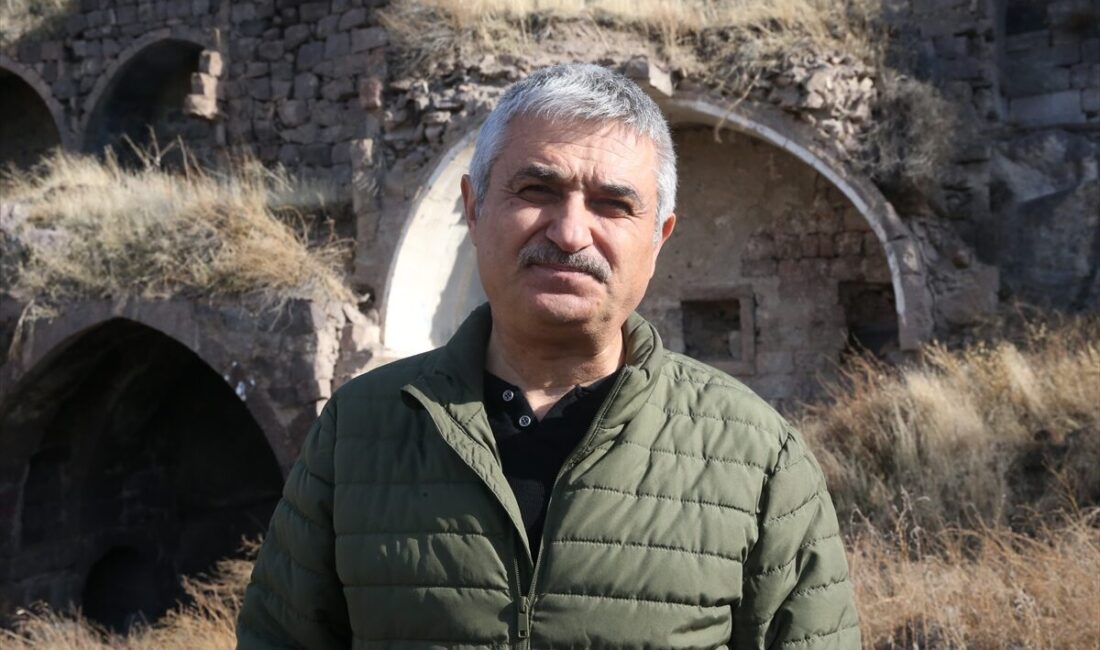 - ÇEKÜL Kayseri Temsilcisi Prof. Dr. Osman Özsoy:
- "Kayseri'nin tarihini