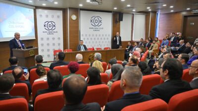 - Kamu Başdenetçisi Mehmet Akarca:
- "Aynı hukuki ve fiili koşullara