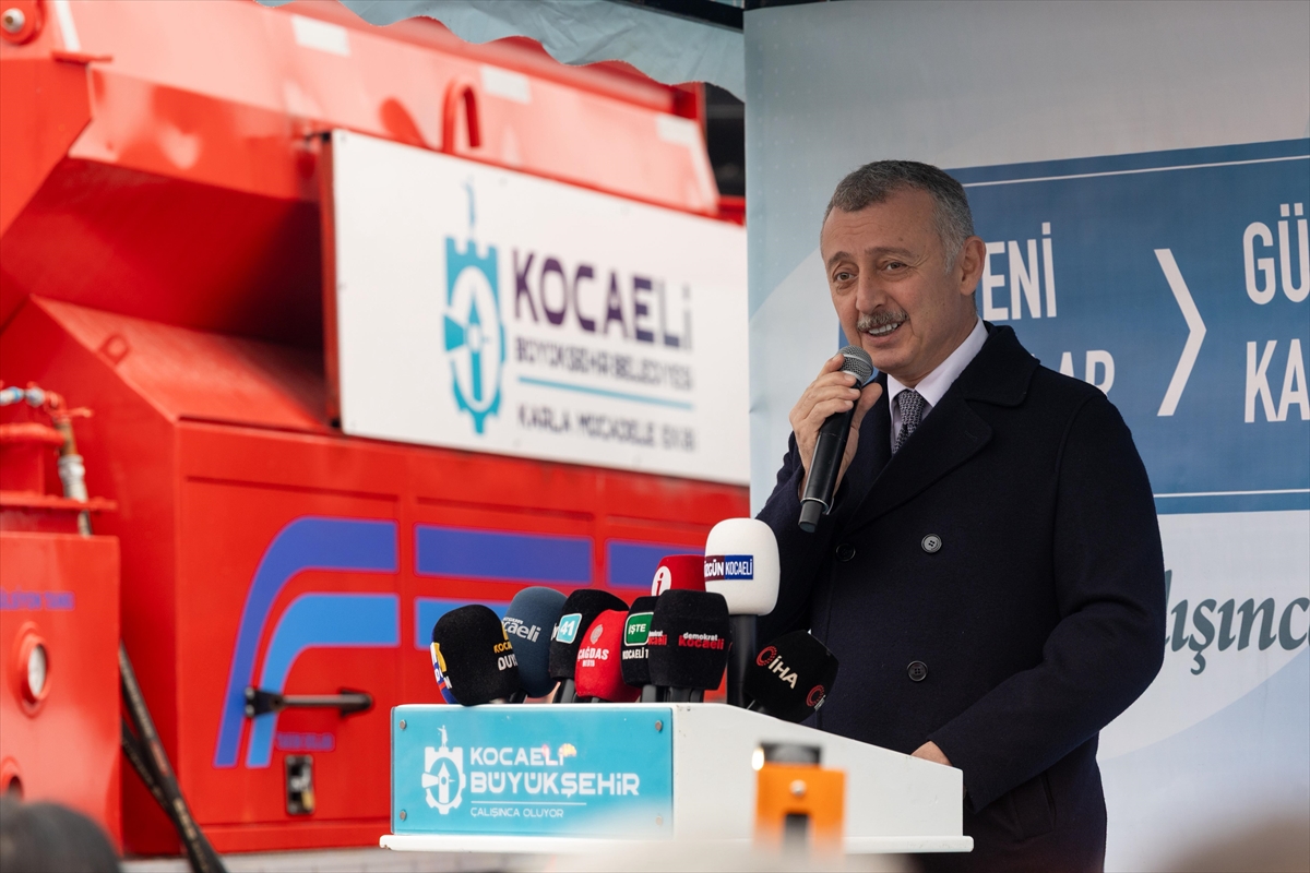 KOCAELİ (AA) – Kocaeli Büyükşehir Belediyesi, karla mücadele hazırlıkları kapsamında