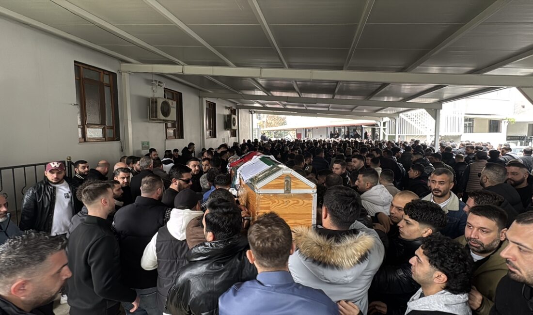 KOCAELİ (AA) – Kocaeli'nin İzmit ilçesinde çıkan silahlı kavga sonucu