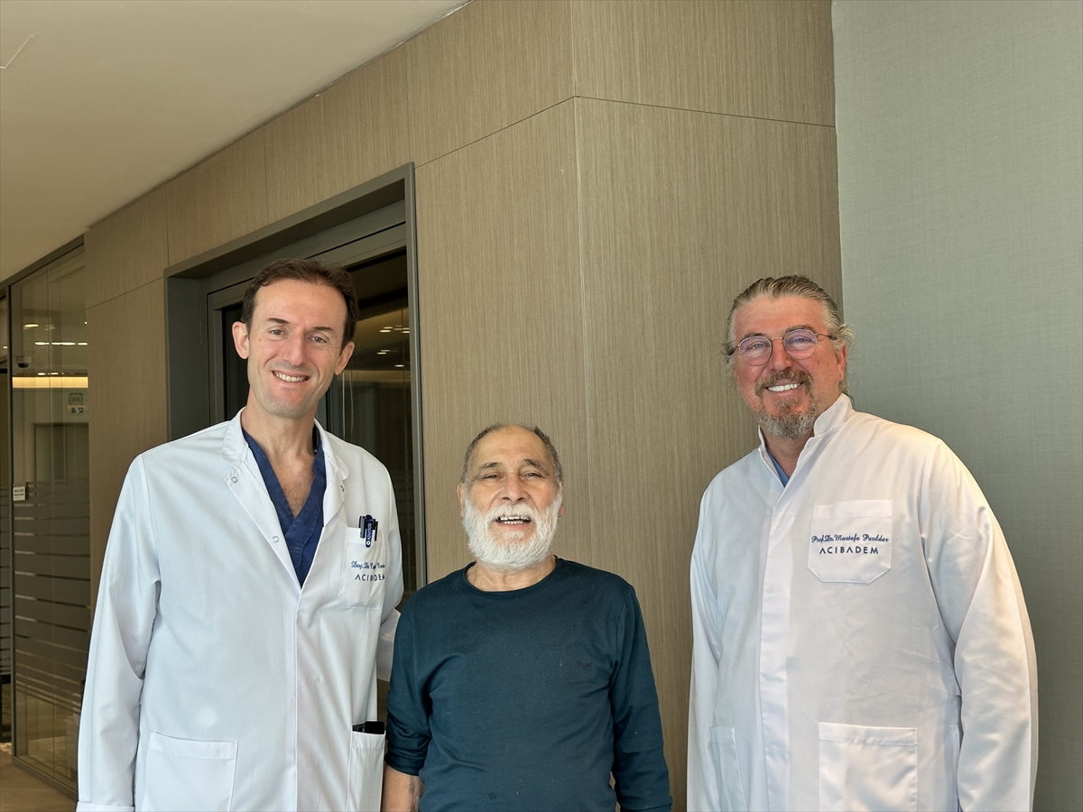 İZMİR (AA) – Libyalı 5 çocuk babası emekli Alhussein Ahmed