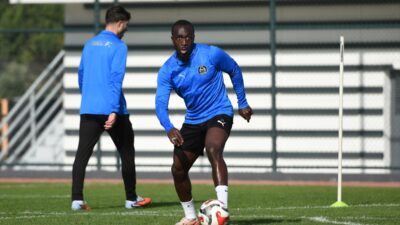 MANİSA (AA) – Trendyol 1. Lig'in 17. haftasında deplasmanda Serikspor