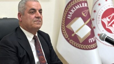 MERSİN (AA) – Mersin Cumhuriyet Başsavcısı Ahmet Çelikkol, kentte 11