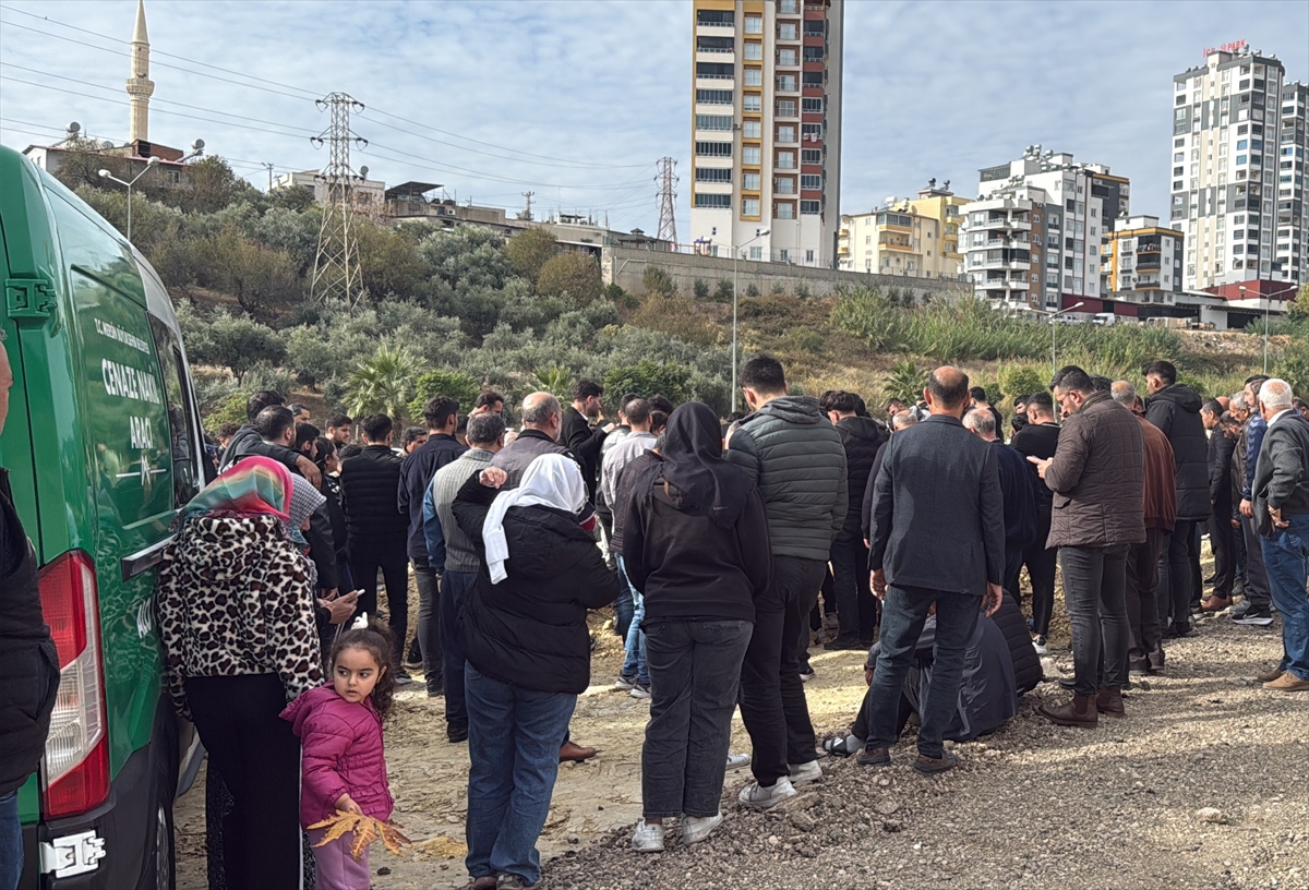 - Anne oğuldan sonra bir büfeciyi de öldüren ve polis