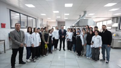 ADANA (AA) – Milli Eğitim Bakanı Yusuf Tekin, Adana'da Atatürk