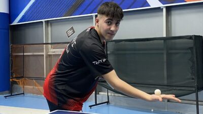 - Romanya'da düzenlenen Yıldızlar ve Gençler Masa Tenisi Dünya Şampiyonası'nda