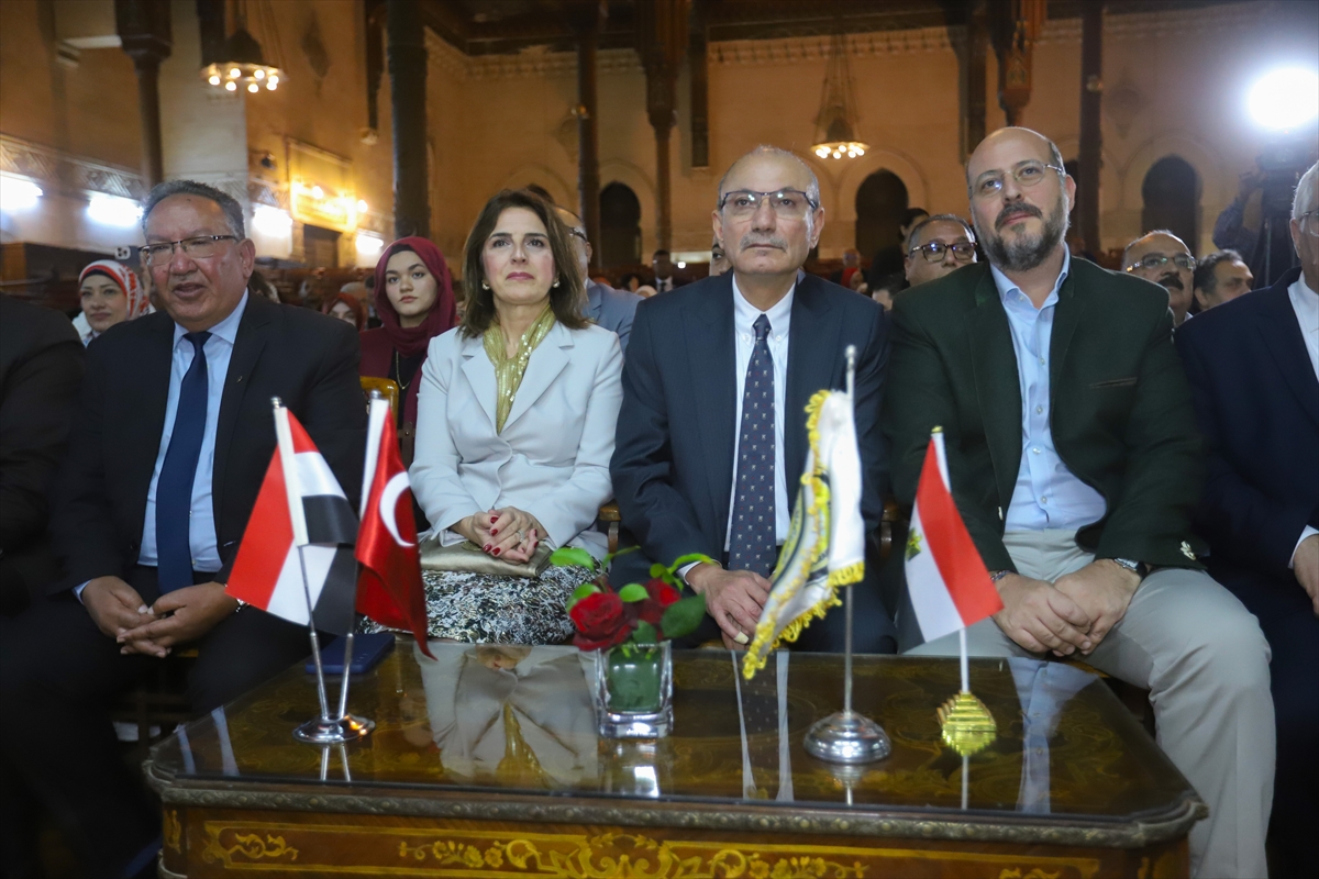 - Türkiye ile Mısır’ın köklü hat geleneğini buluşturan Hüsnühat Sergisi,