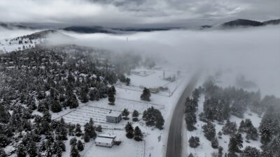 MUĞLA (AA) – Muğla'nın Seydikemer ilçesinin yüksek kesimlerinde yılın son