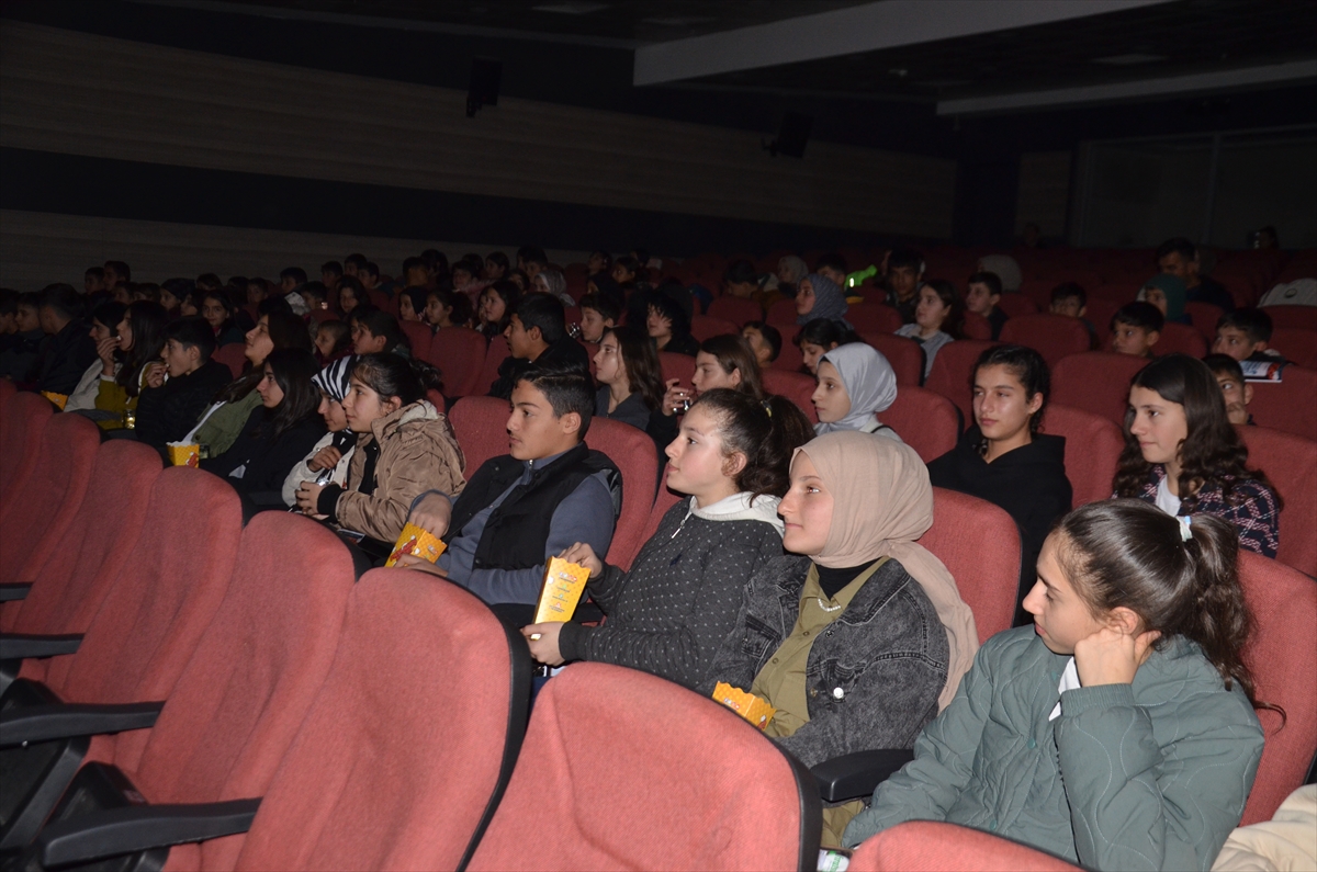 MUŞ (AA) – Muş'ta İl Emniyet Müdürlüğü ekipleri, kırsalda yaşayan