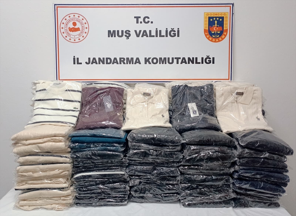 MUŞ (AA) – Muş'ta jandarma ekiplerince sahte temizlik ürünleri ele