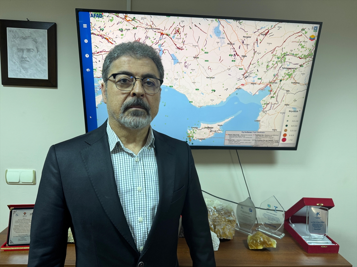 - "Halkımızın panik yapmasını gerektirecek bir durum yok. Antalya özelinde