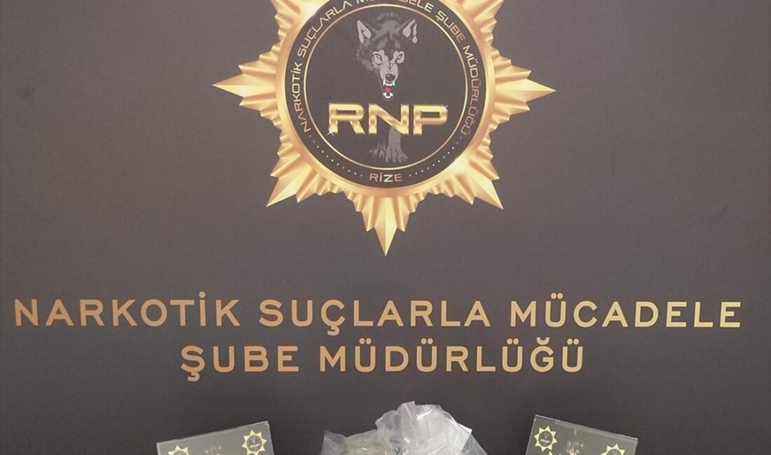 RİZE (AA) – Rize'de düzenlenen uyuşturucu operasyonunda gözaltına alınan 10