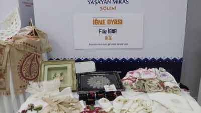 RİZE (AA) – Rize'de düzenlenen "Yaşayan Miras Şöleni" sona erdi.