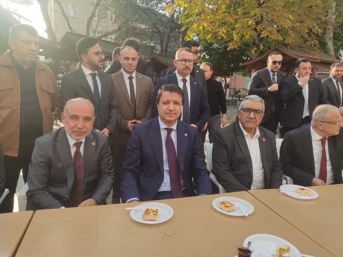 KOCAELİ (AA) – Saadet Partisi Genel Başkanı Mahmut Arıkan, Kocaeli'de