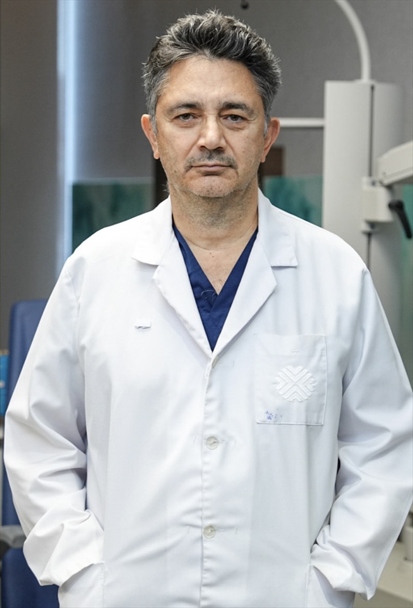 - Medipol Mega Üniversite Hastanesi Göz Hastalıkları Uzmanı Prof. Dr.