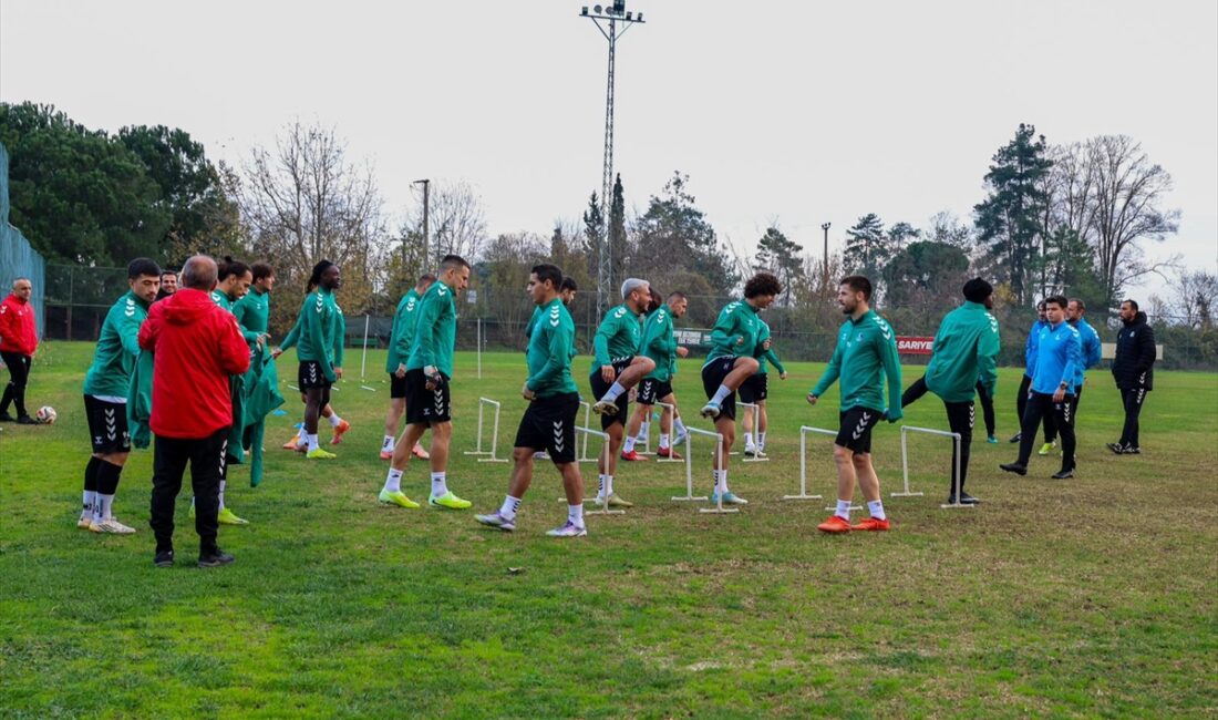 - Sakarya Valisi Rahmi Doğan ve Büyükşehir Belediye Başkanı Yusuf