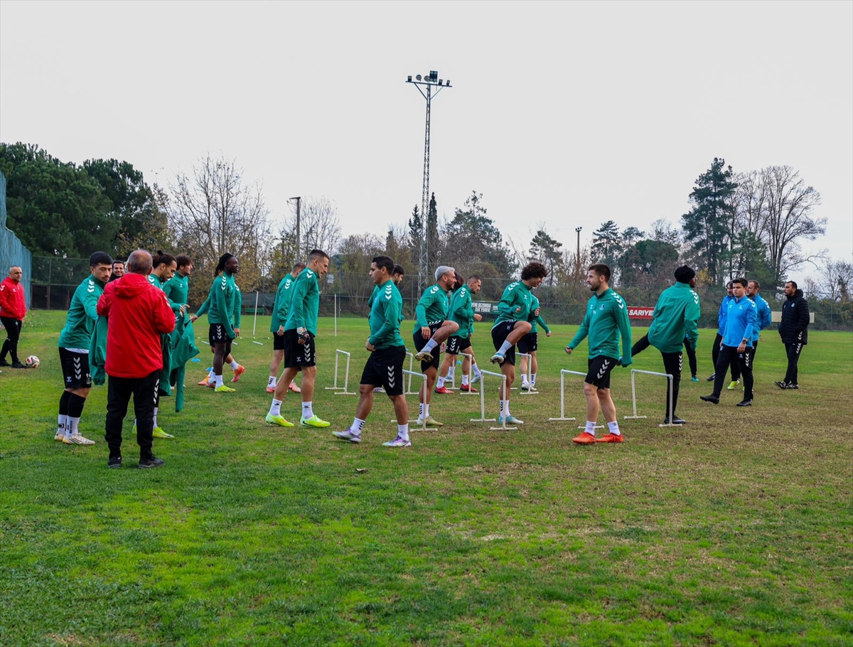 - Sakarya Valisi Rahmi Doğan ve Büyükşehir Belediye Başkanı Yusuf