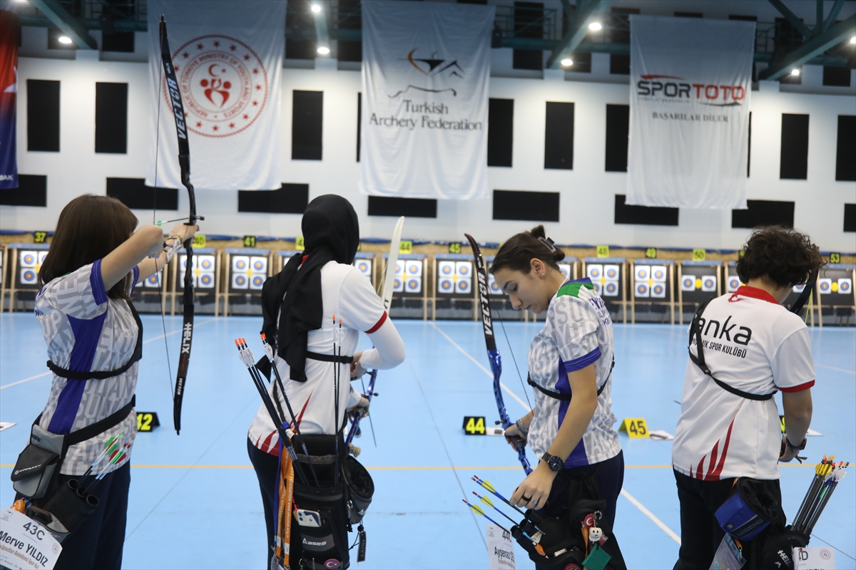 SAMSUN (AA) – Türkiye Okçuluk Federasyonu tarafından düzenlenen 2025 Salon