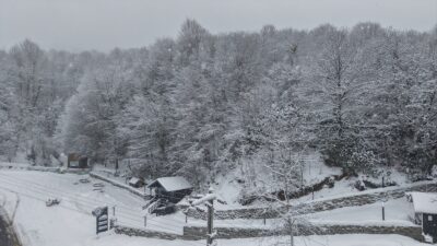 KOCAELİ (AA) – Kocaeli'de Samanlı Dağları’nın yamaçlarında etkili olan kar