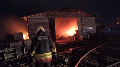 SAMSUN (AA) – Samsun'un Atakum ilçesinde bir depoda çıkan yangın