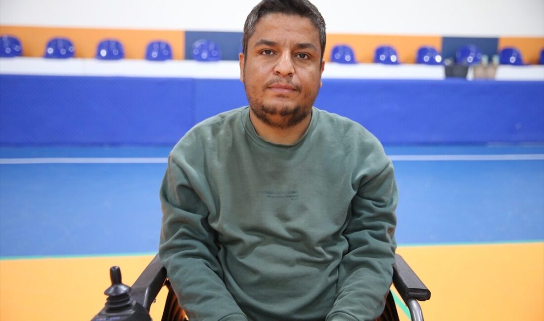 - Engelliler Koordinasyon Merkezi'nde boccia ile tanışan Ali Tarımak:
- "Sporla