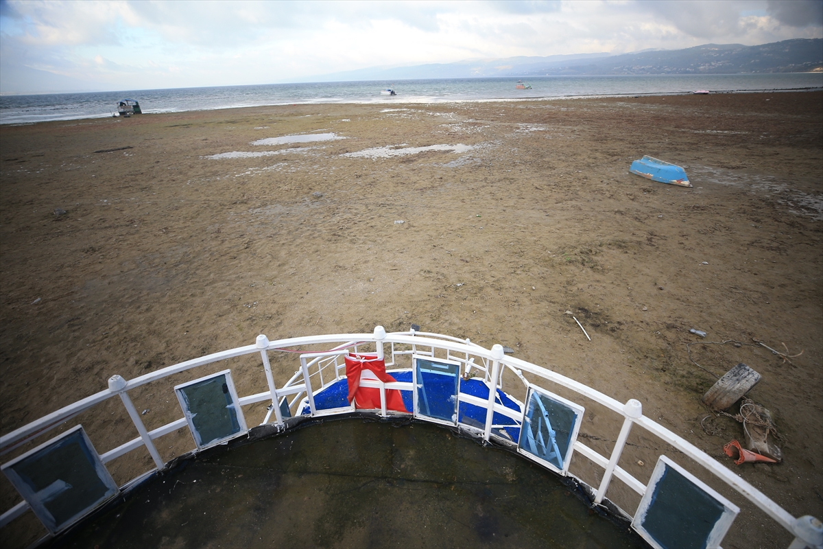 - Esnaf Hüseyin Çavuşoğlu:
- "Göl varsa Sapanca, Sakarya ve İzmit