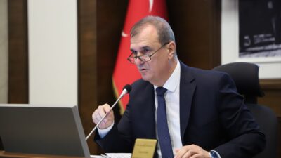 İSTANBUL (AA) – Büyükçekmece Belediye Meclis toplantısında, Azerbaycan-Gürcistan sınırında C-130