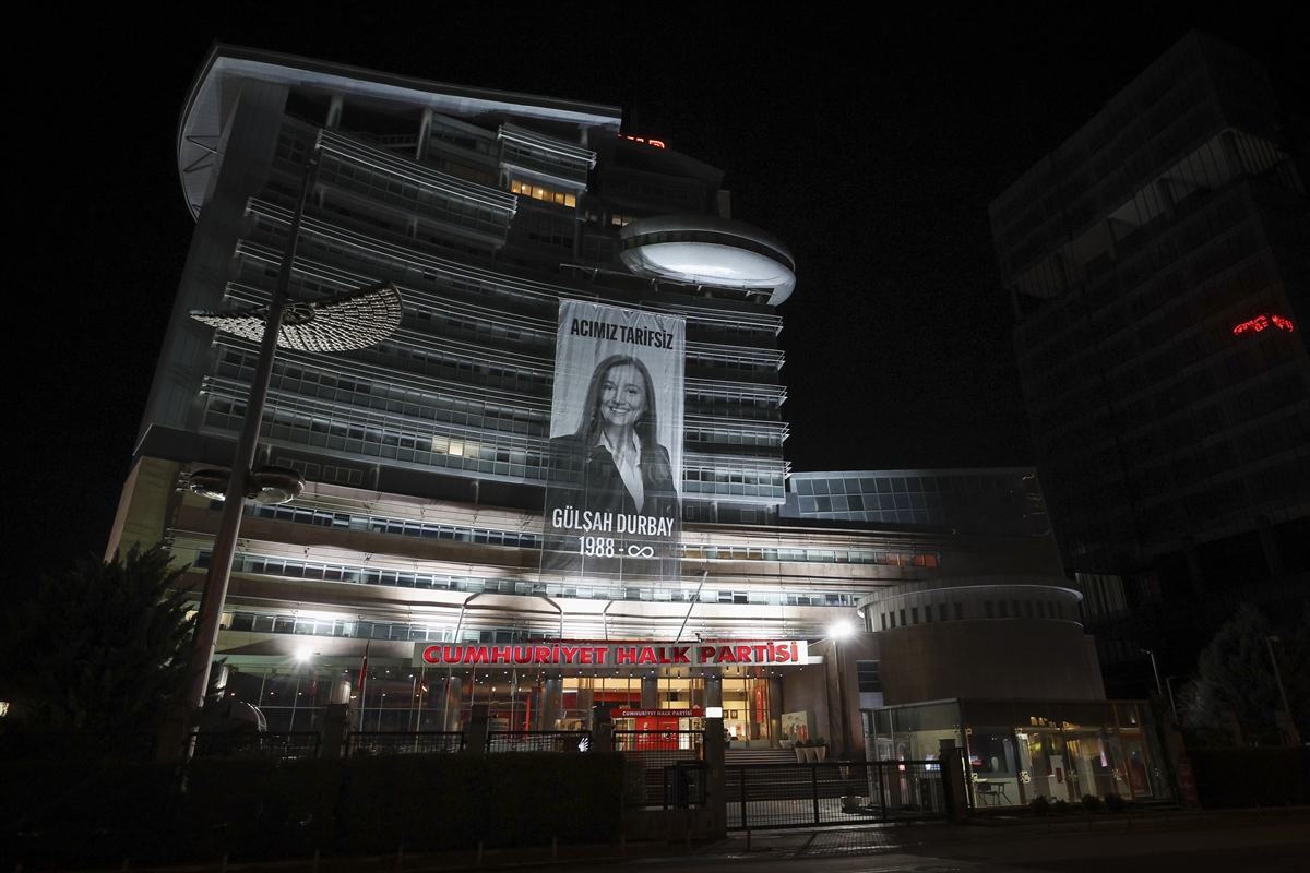 ANKARA (AA) – Yaşamını yitiren Şehzadeler Belediye Başkanı Gülşah Durbay'ın