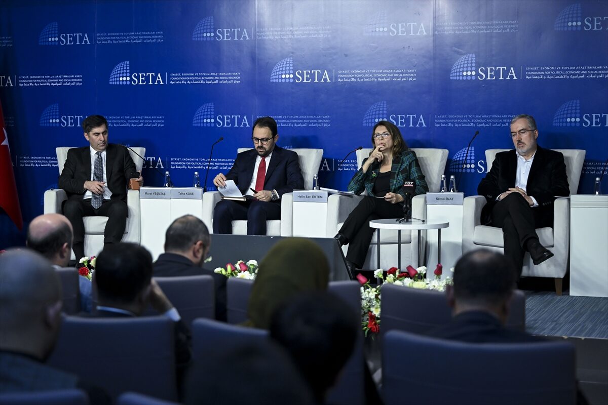 ANKARA (AA) – Başkentte, Suriye'deki geçiş sürecinin dinamiklerini farklı boyutlarla